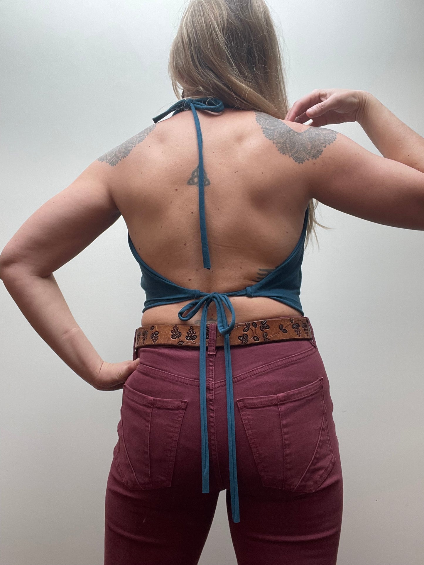 Cowl Halter