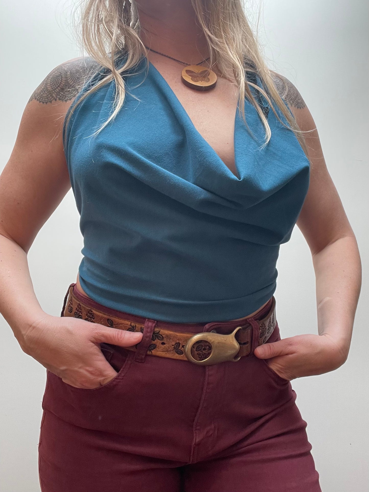 Cowl Halter