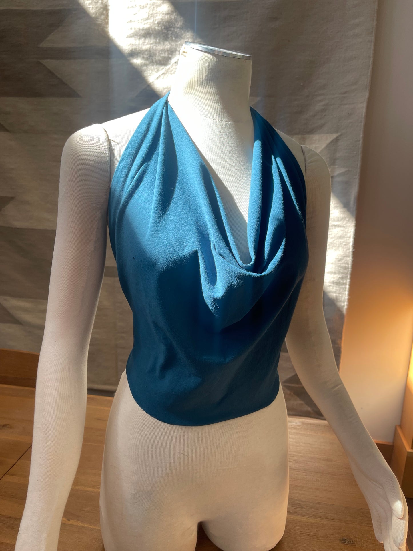 Cowl Halter