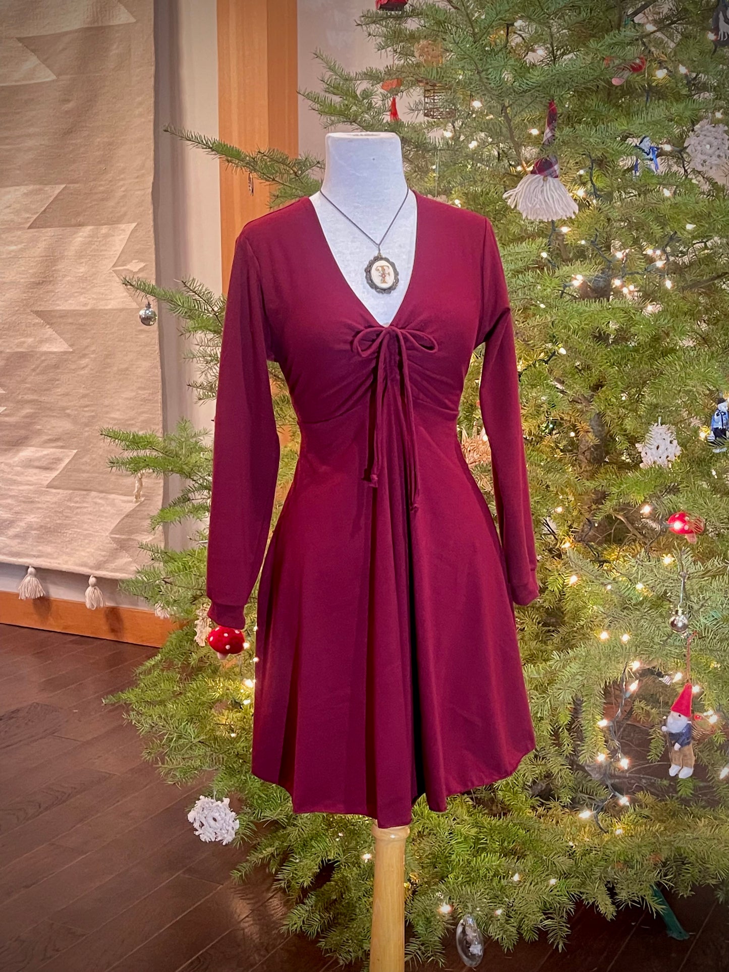 Sweetheart Long Sleeve Dress