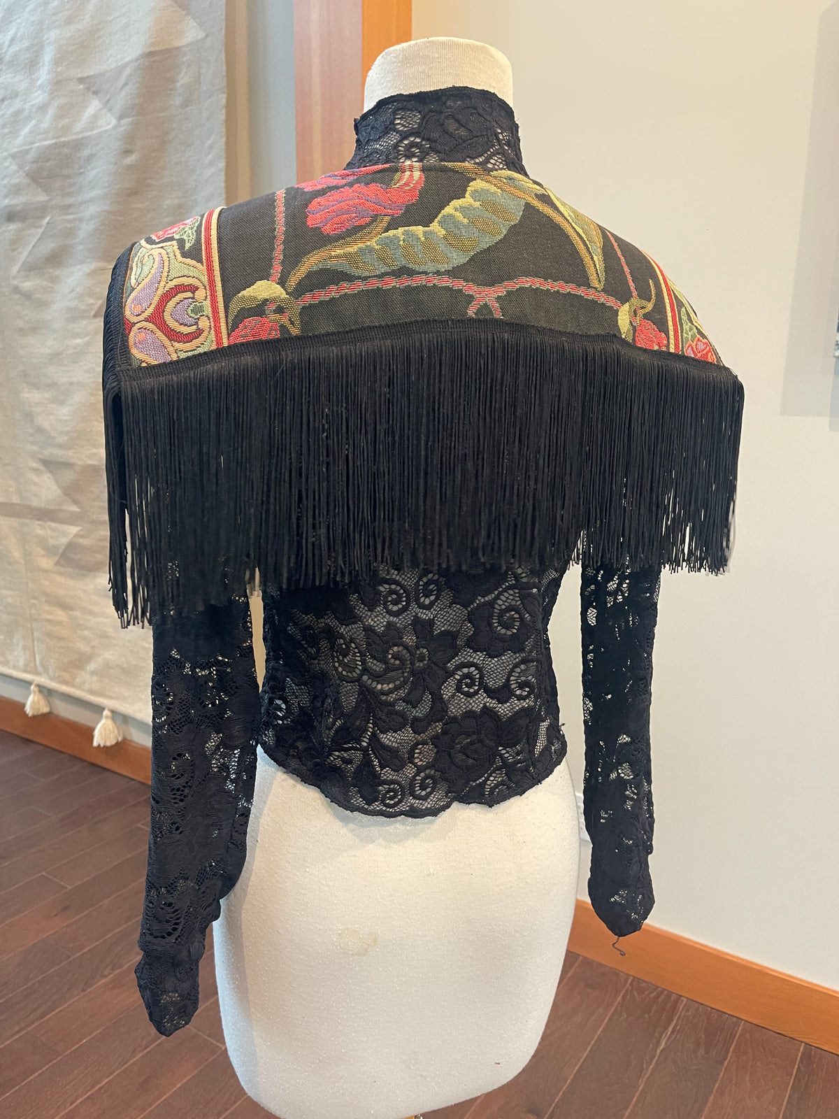 Ready to Ship, size small, lace, mock neck long sleeve.