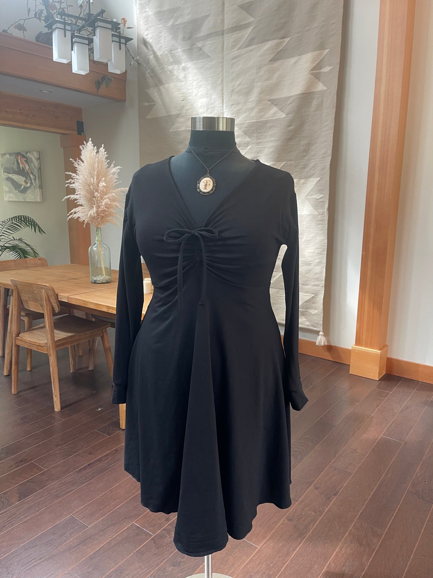 Sweetheart Long Sleeve Dress